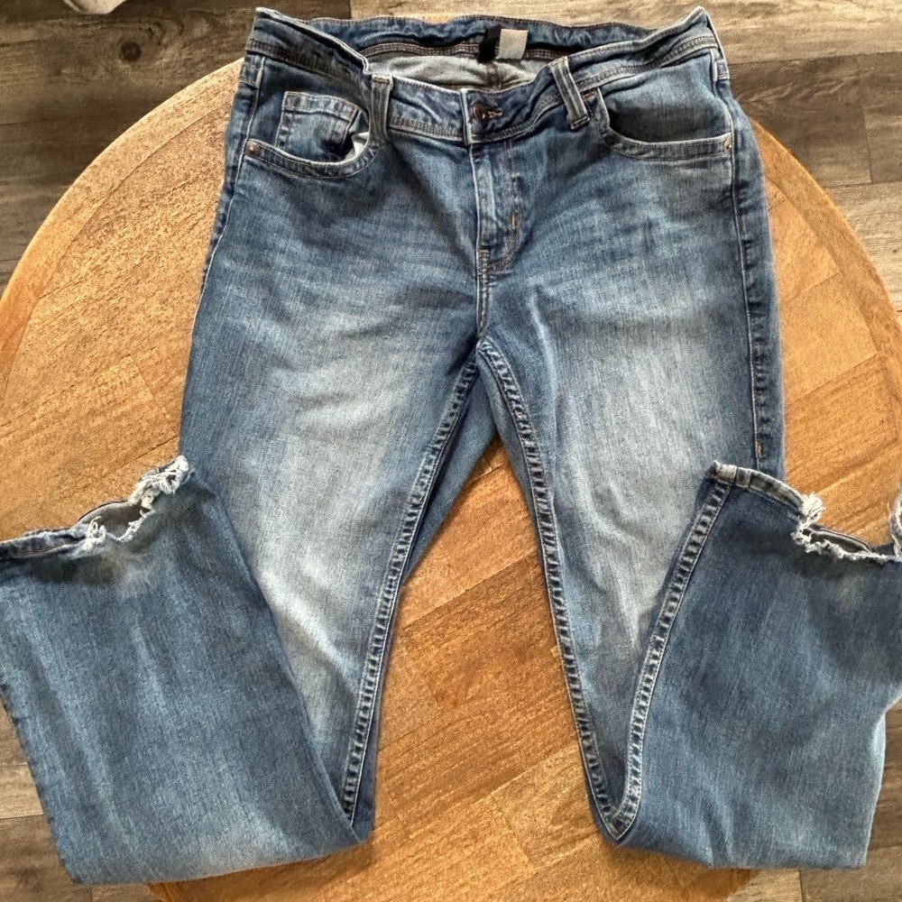 H&M‎ Mid Rise Straight Leg Jeans